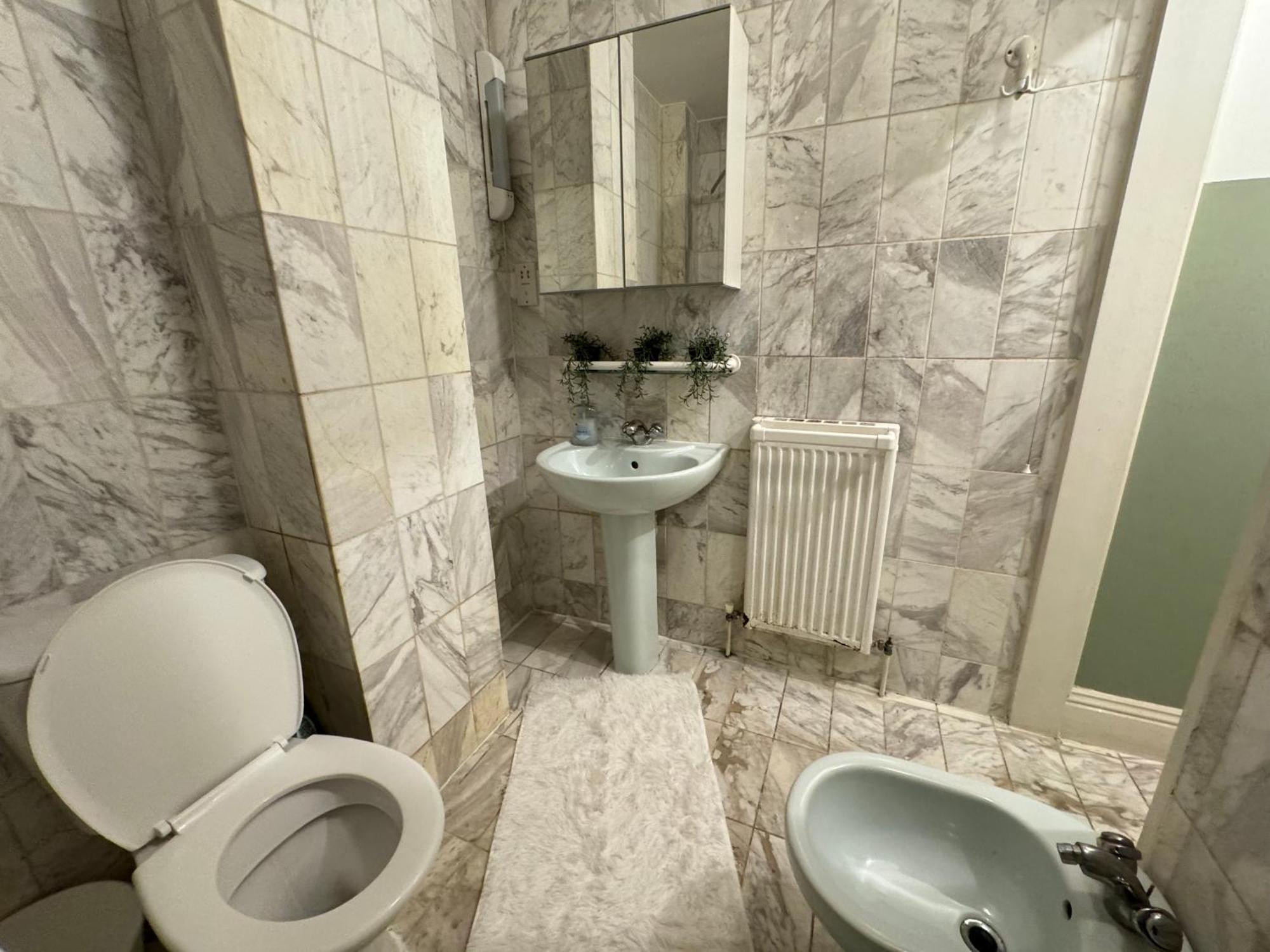 Central And Affordable Flat For 6 People In Zone 1 - Baker Street - With Breakfast Included London Ngoại thất bức ảnh